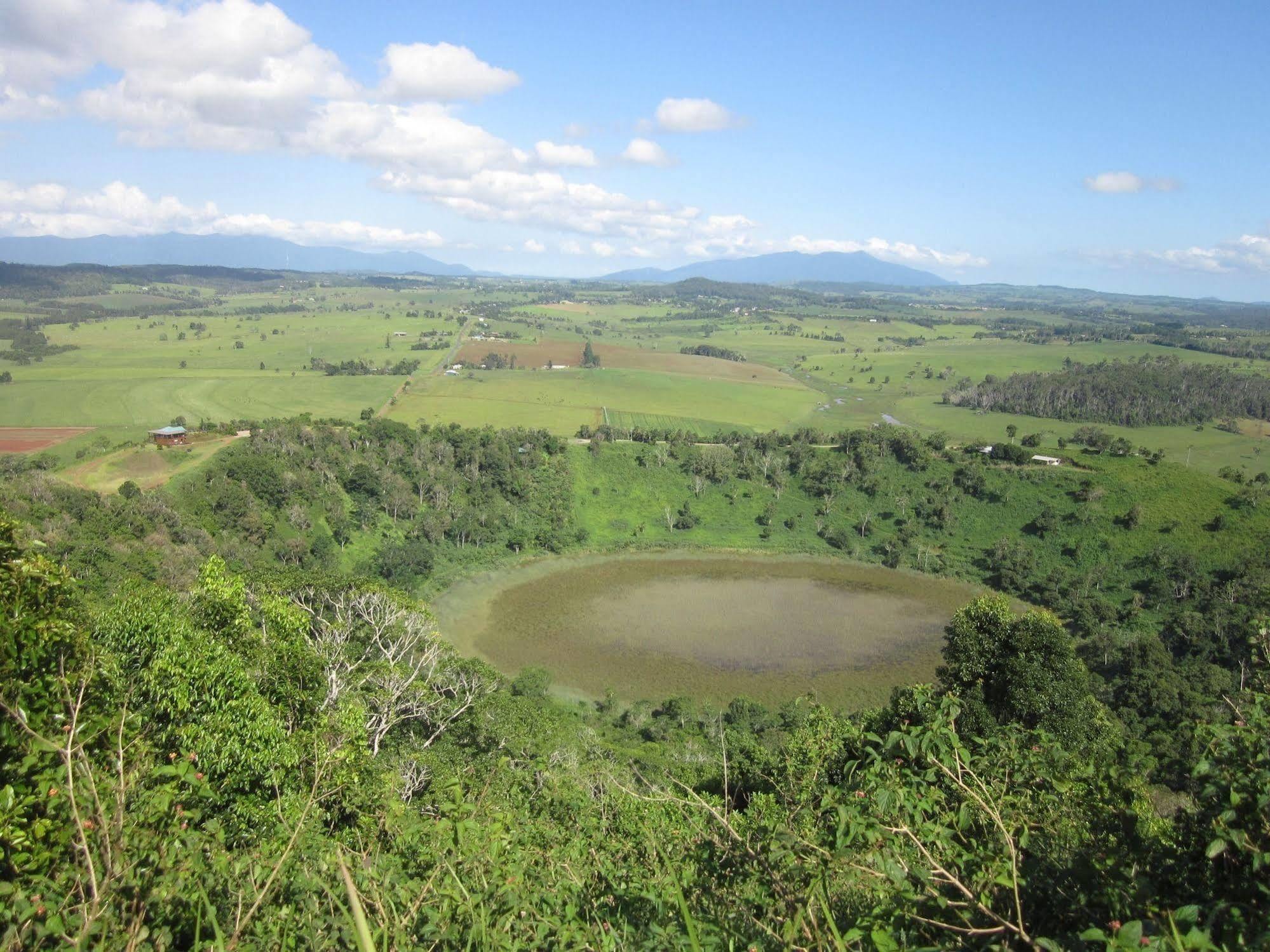 Mt Quincan Crater Retreat ยังกาเบอร์รา ภายนอก รูปภาพ