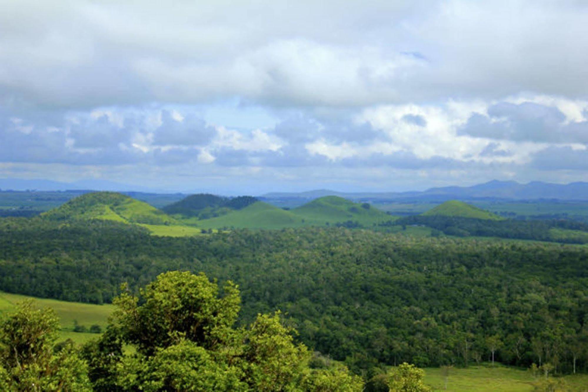 Mt Quincan Crater Retreat ยังกาเบอร์รา ภายนอก รูปภาพ