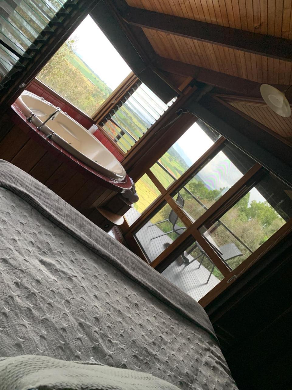 Mt Quincan Crater Retreat ยังกาเบอร์รา ภายนอก รูปภาพ